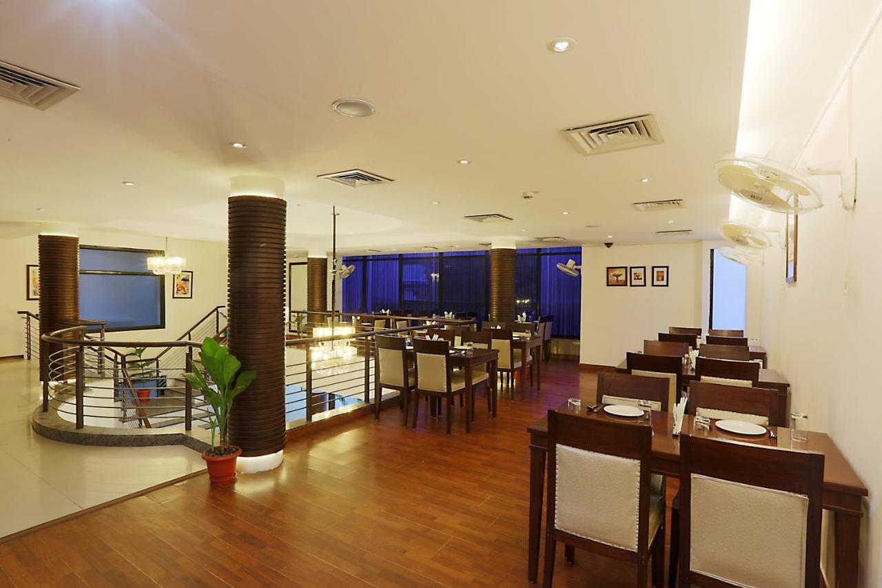 Hotel Arch Plaza - Near Yashobhoomi Convention Centre Dwarka Нью-Дели Экстерьер фото