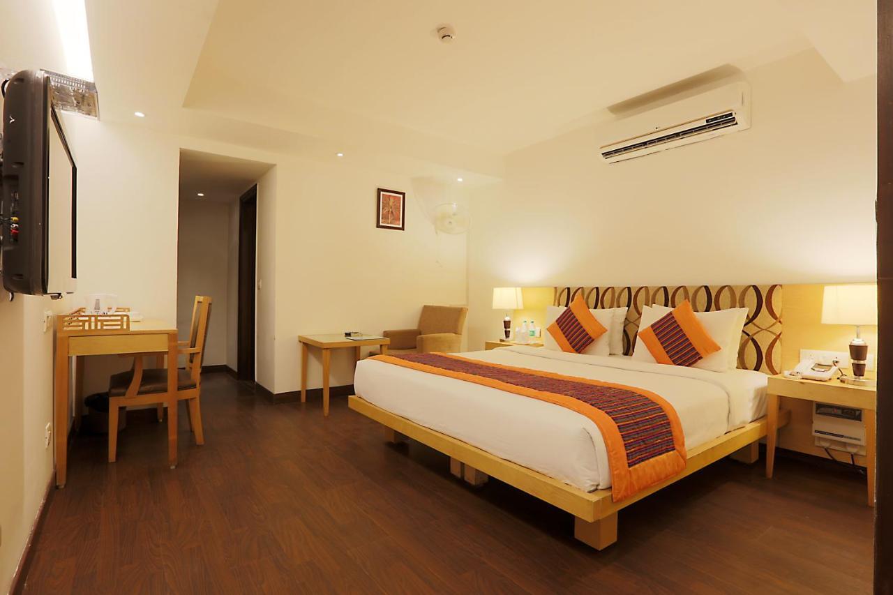 Hotel Arch Plaza - Near Yashobhoomi Convention Centre Dwarka Нью-Дели Экстерьер фото