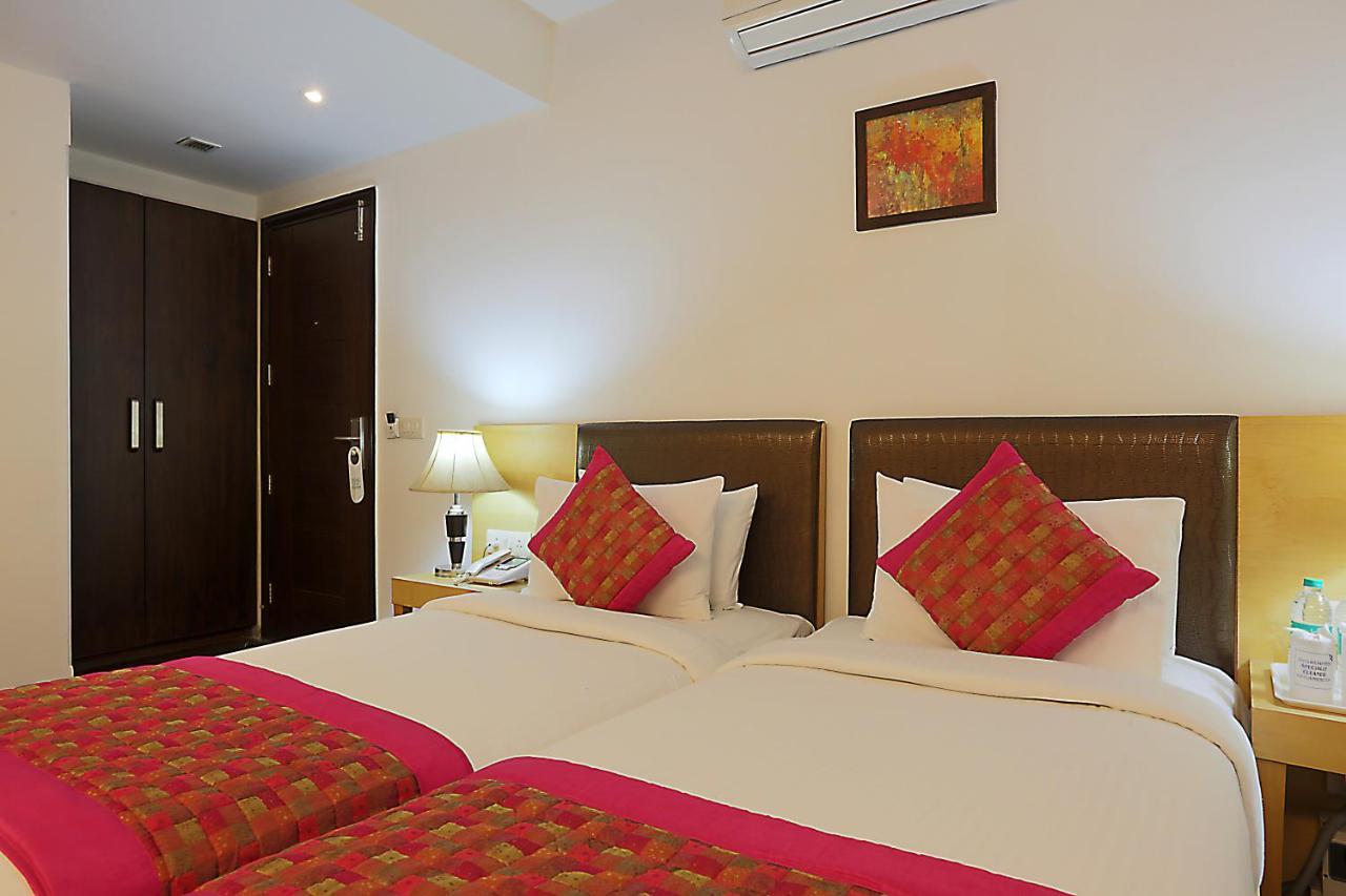 Hotel Arch Plaza - Near Yashobhoomi Convention Centre Dwarka Нью-Дели Экстерьер фото