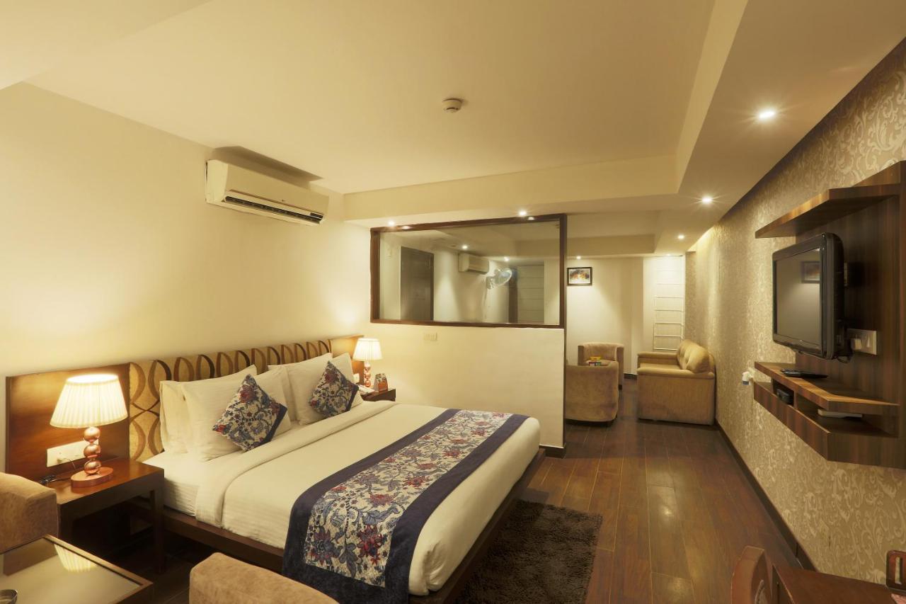 Hotel Arch Plaza - Near Yashobhoomi Convention Centre Dwarka Нью-Дели Экстерьер фото