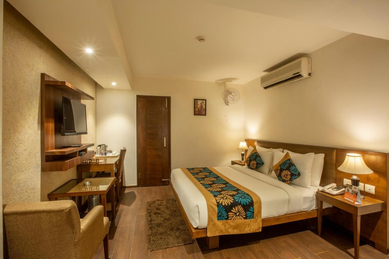 Hotel Arch Plaza - Near Yashobhoomi Convention Centre Dwarka Нью-Дели Экстерьер фото